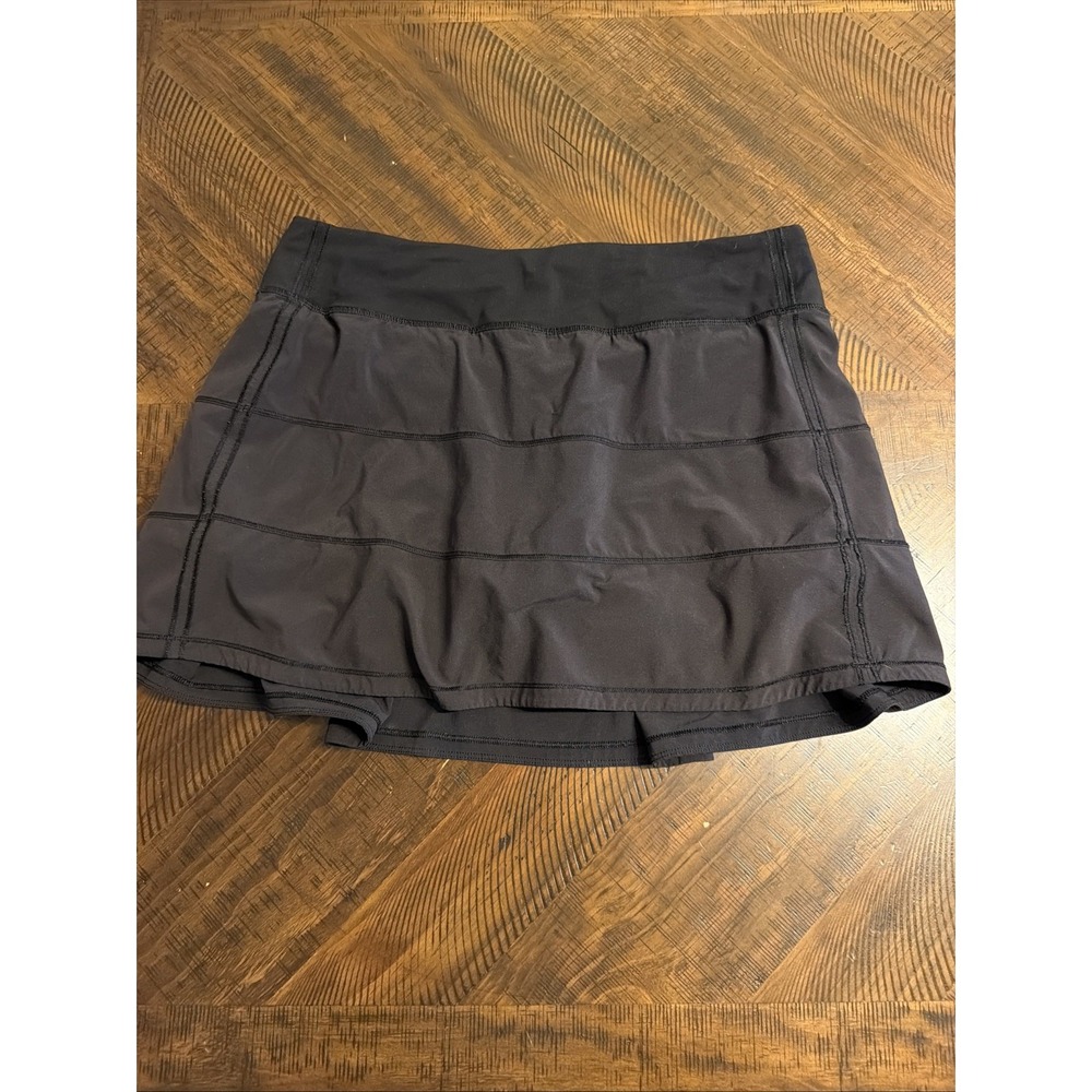 lululemon Pace Rival Mid-Rise Skirt/skort pleated design Sz. 8 Black